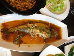 -老牌坊鲁菜名店(美莲广场店)