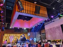 -洛缦音乐餐厅(工业展览馆万象城店)