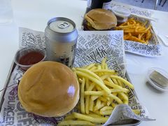 -TRIPS BURGER(大钟寺店)