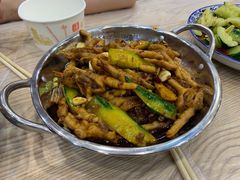 干锅姜辣凤爪-江城燕子大排档(江汉路步行街店)