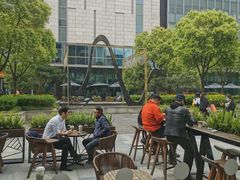 -星巴克臻选(杭州嘉里中心1F店)