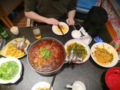 -万重锦·人文川菜馆(骡马市店)