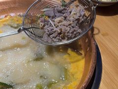 -洱火云南酸菜牛肉火锅(石景山当代商城店)