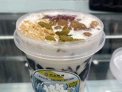 嫩仙草牛乳冰-沪上阿姨·精选茶饮(滨海永旺梦乐城店)