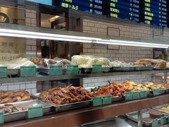 面包甜点陈列柜-护国寺小吃(安定门店)