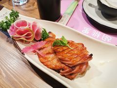 -临界音乐酒馆·小龙虾·江湖菜(华熙LIVE·鱼洞店)