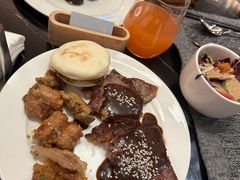 -云端西餐厅(南宁龙光那莲豪华精选酒店)