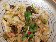 烧椒绣球菌-云海肴·汽锅鸡·云南菜(美罗城店)