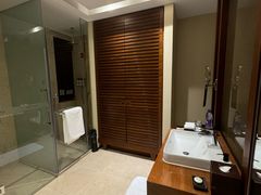 -三亚湾海居铂尔曼度假酒店