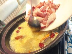 -松哥油焖大虾.小龙虾.黑鸭煲(海岸城店)