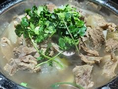 -大众跷脚牛肉馆·非遗传承单位(峨眉山店)