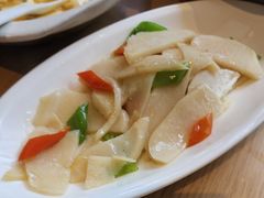 -渝信川菜 · 川味家常菜(财富购物中心店)