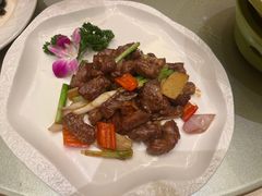 -沙龙酒家