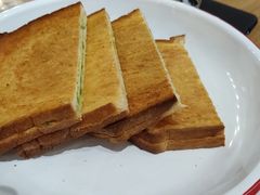 咖椰吐司-HELLO 27 意面·沙拉·帕尼尼