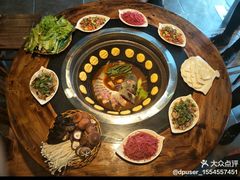 -百事晟渔村木火铁锅炖(玉带湾店)