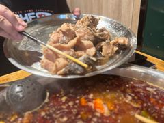 -肖肖酸萝卜鱼火锅(总店)