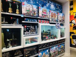 -乐高品牌旗舰店(人民广场店)