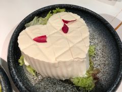爱心鲜豆腐-牛人日志·鲜牛肉骨汤火锅(万科里瑧店)