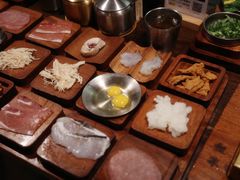 -银米·云南传统过桥米线(双廊黑金冠店)