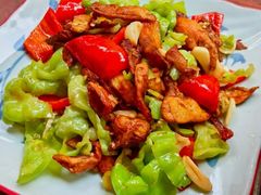 -缘生态云南菜·野生菌庭院餐厅(华侨城店)