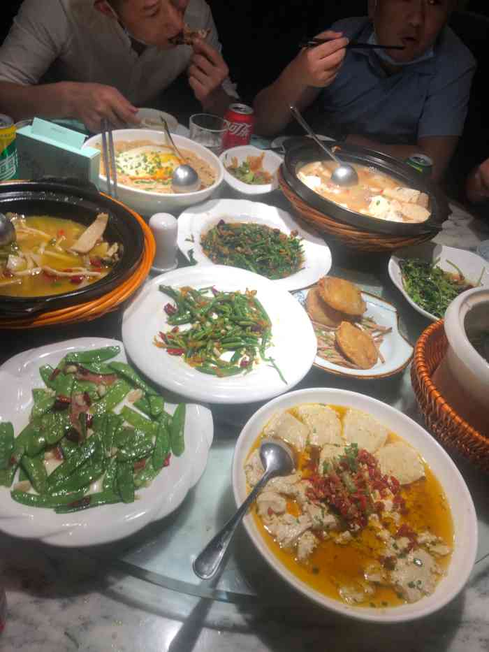 梁家大院(会展中心店)-"环境优美,菜新鲜,口味食中,经济实惠,停.