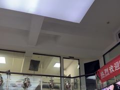 -音响码头汽车音响改装店