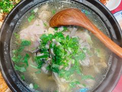 -谢老五跷脚牛肉·非遗传承店