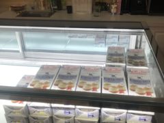 面包甜点陈列柜-Tomado绿色烘焙(大尧三路店)