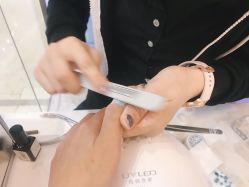 -纤指百魅美甲美睫