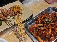 -郑记•不夜城烧烤•龙虾•虾蟹(黄鹤楼店)