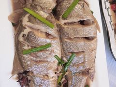 -宾朋海鲜饭庄(兴海路店)