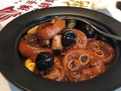 黑金蒜焖西班牙猪手-潮上潮(南中环店)