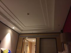 -永恒朗悦酒店(广西大学地铁站大学东路万达广场店)