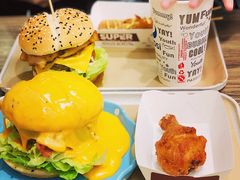 瀑布熔岩牛堡-牛纽塔·牛人堡(群众路店)