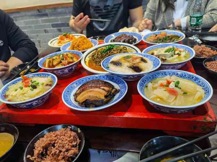 蓝田九大碗民俗食府-"老爷子说他看网上说的蓝田九大碗,非要来尝.