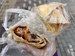 -正宗杂粮煎饼香软鸡蛋饼