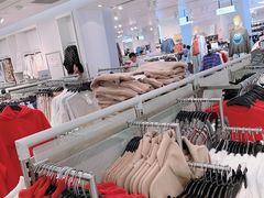 -H&M(天一广场店)