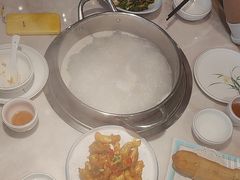 -粤顺渔坊·中山脆肉鲩火锅(清湖店)