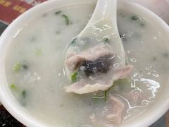 皮蛋瘦肉粥-穗银肠粉店(东川路店)