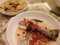 -鸿一饭店(隐秀路店)