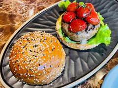 -Let'sBURGERplus·非常创意汉堡(三里屯店)
