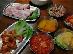 掌中宝-·缸桶屋·韩式牛肋条自助烤肉(西湖D11店)