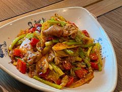-肖四女乐山跷脚牛肉(世博源店)
