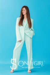 -onlygirl摄影美学馆高端定制(江滩店)