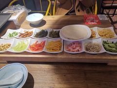 -怪噜范·老贵阳街头名小吃(数博万达店)