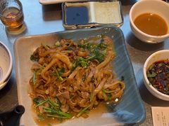 -潮界(LU·ONE凯德晶萃广场店)