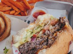 -FATBURGER 特富客汉堡(外交公寓店)