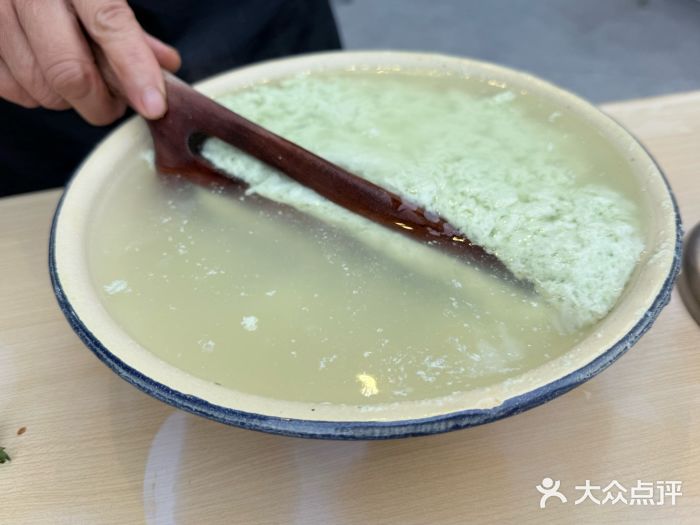 人和水上飘(第一家店)图片