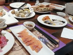 -四海一家自助餐(益田假日广场店)