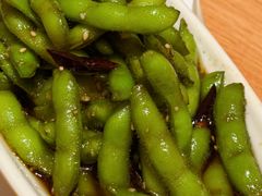 -肥肥虾庄·金牌油焖大虾(汉街SKP店)